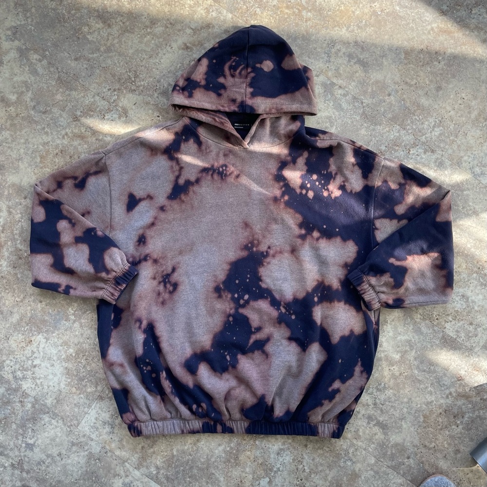 Upcycled bleach tie dye hoodie - XL